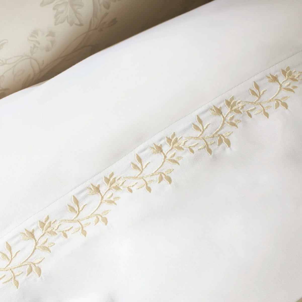 Custom Embroidered Sheet Sets